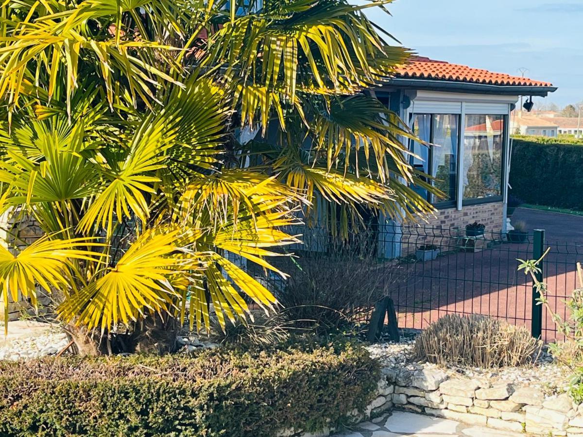 Bed and Breakfast La Ligonne Marillac Exteriér fotografie